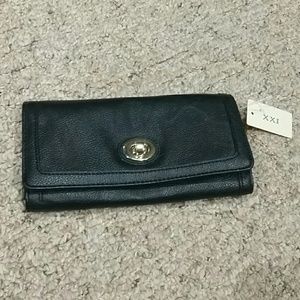XXI black wallet